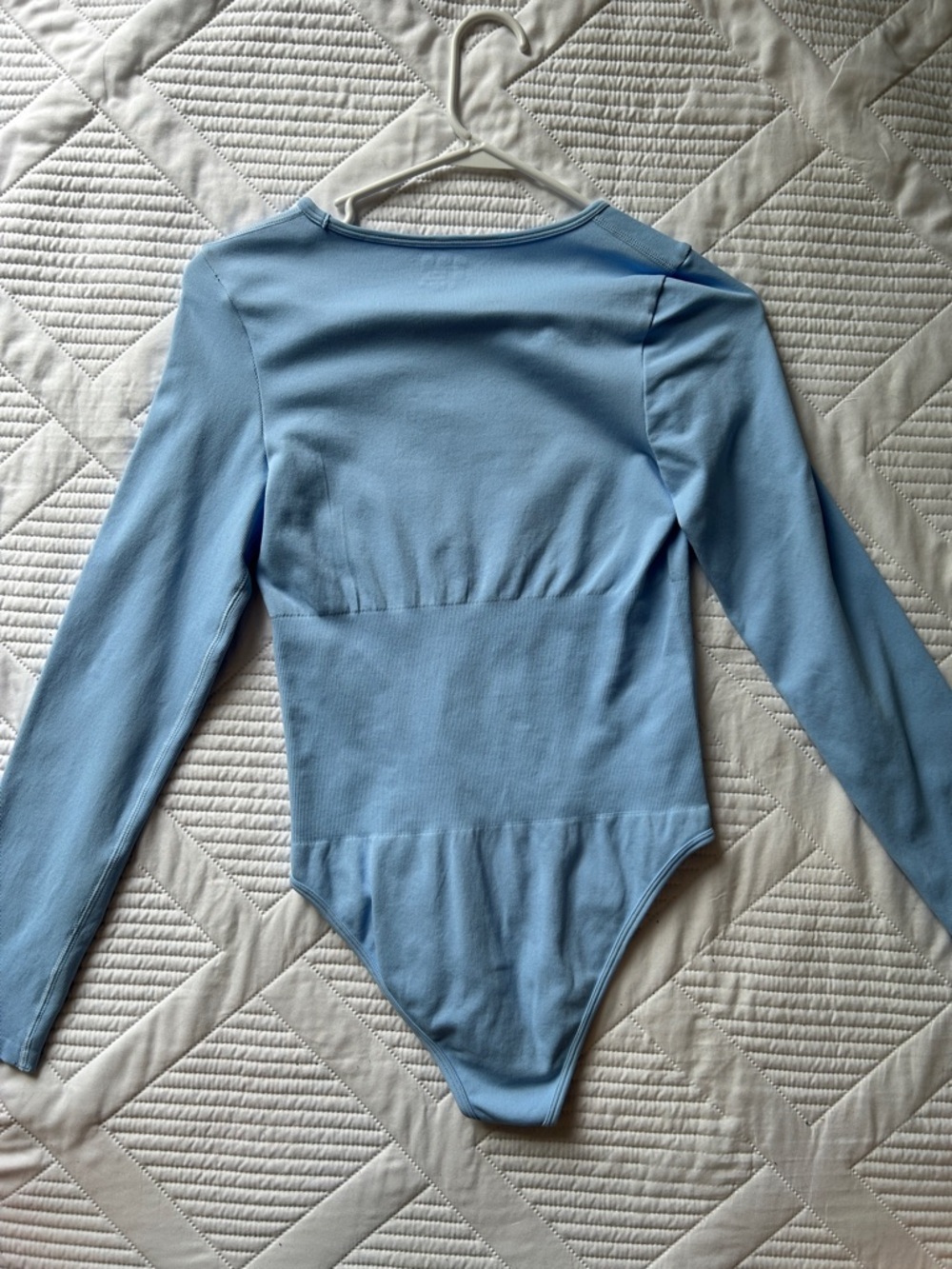 OQQ women’s Light Blue Long Sleeve Ribbed Bodysuit. - Picture 3 of 8